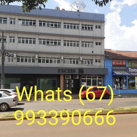 Portaria E Circulacao De Hospedes So Ate 23 Horas - Reabre As 5 Horas - Compartilhado Tompell Hostel Ponta Porã Kültér fotó